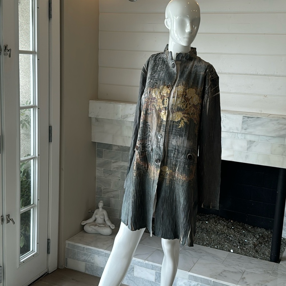 Me’chant Gray Multcolored Floral Mandarin Collar Pleated Coat Size XL